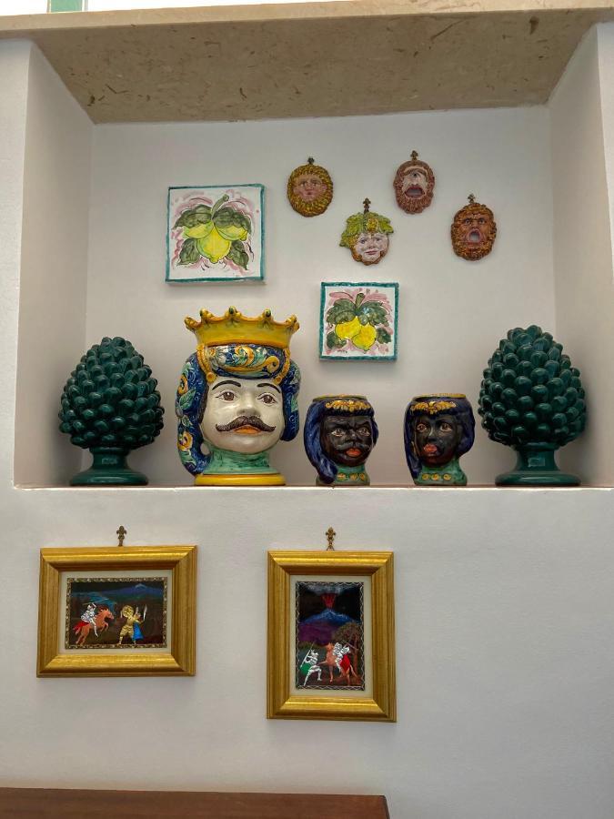 Papiro House